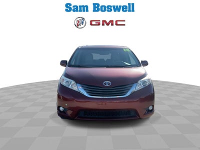 2014 Toyota Sienna XLE 8 Passenger