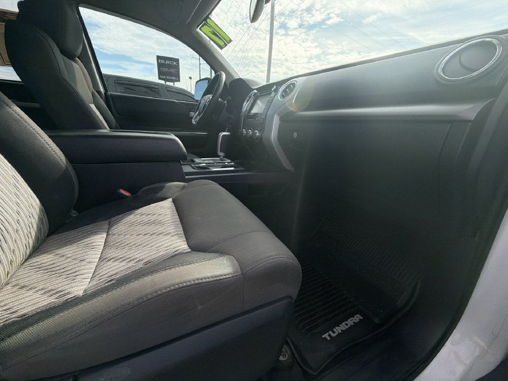 2017 Toyota Tundra SR5 CrewMax