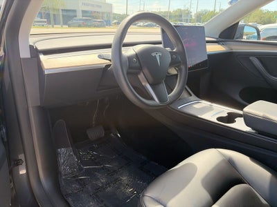 2024 Tesla Model Y Long Range