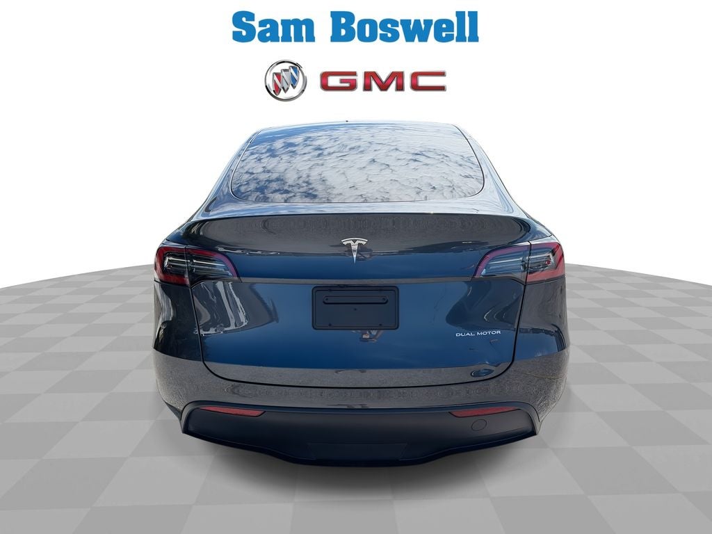 2024 Tesla Model Y Long Range