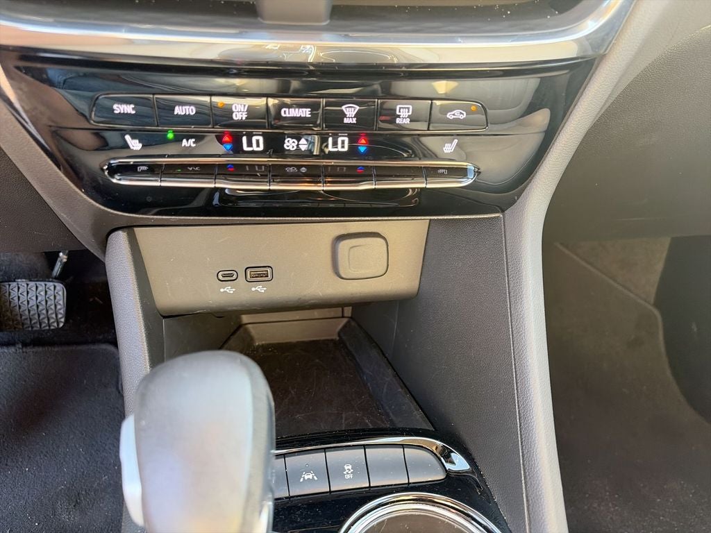 2024 Buick Encore GX Avenir