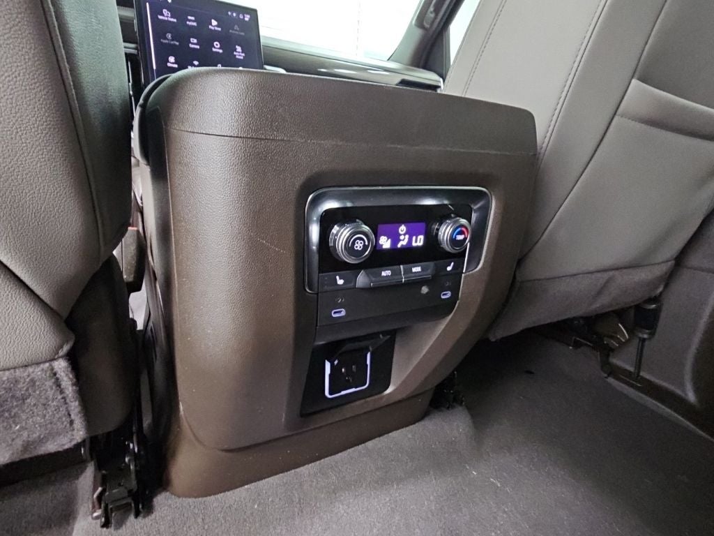 2025 GMC Yukon XL Elevation