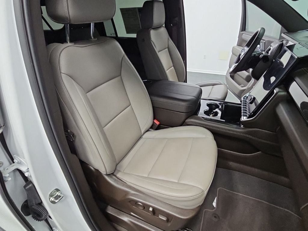 2025 GMC Yukon XL Elevation