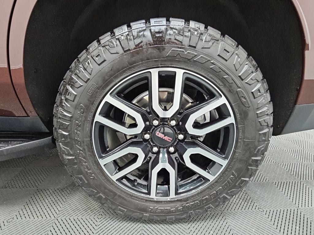 2023 GMC Yukon AT4