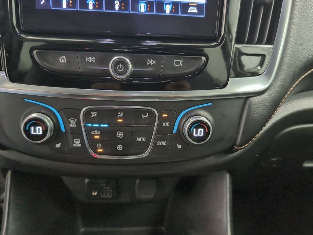2021 Chevrolet Traverse LT Leather