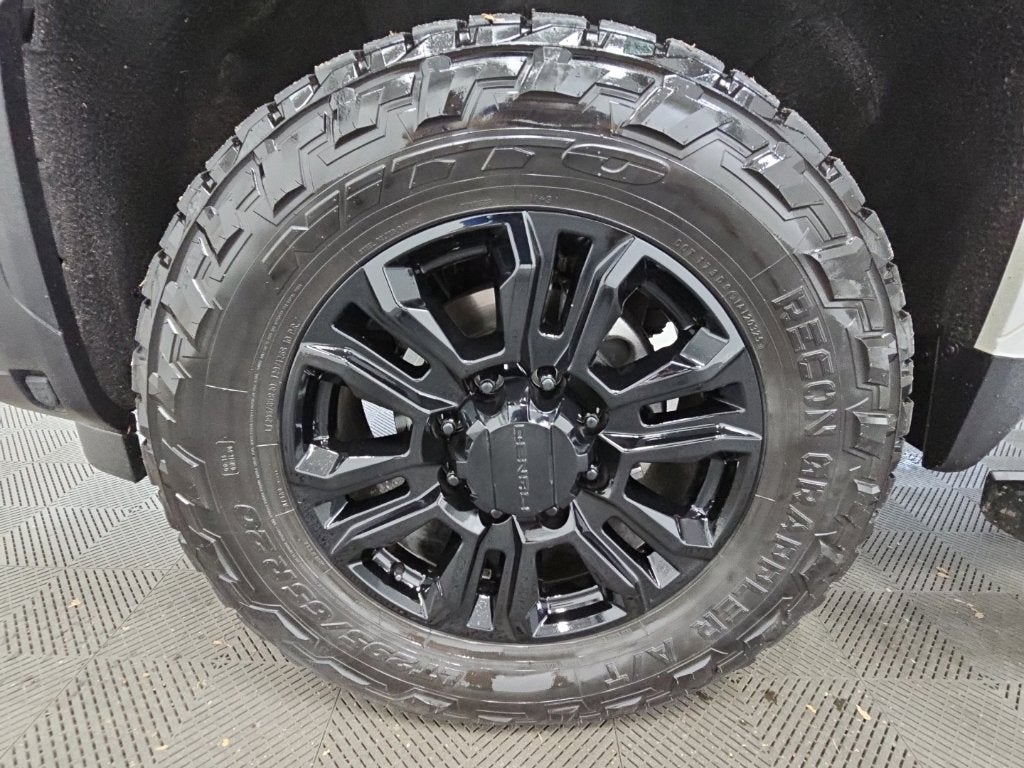 2025 GMC Sierra 2500HD Denali Ultimate