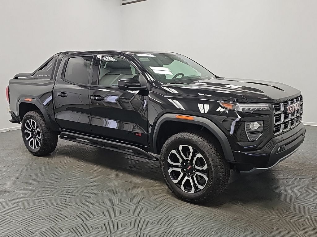 2025 GMC Canyon AT4