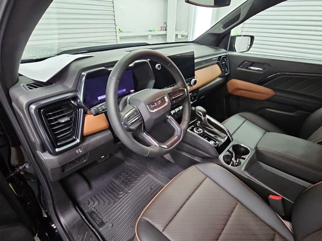 2025 GMC Canyon AT4