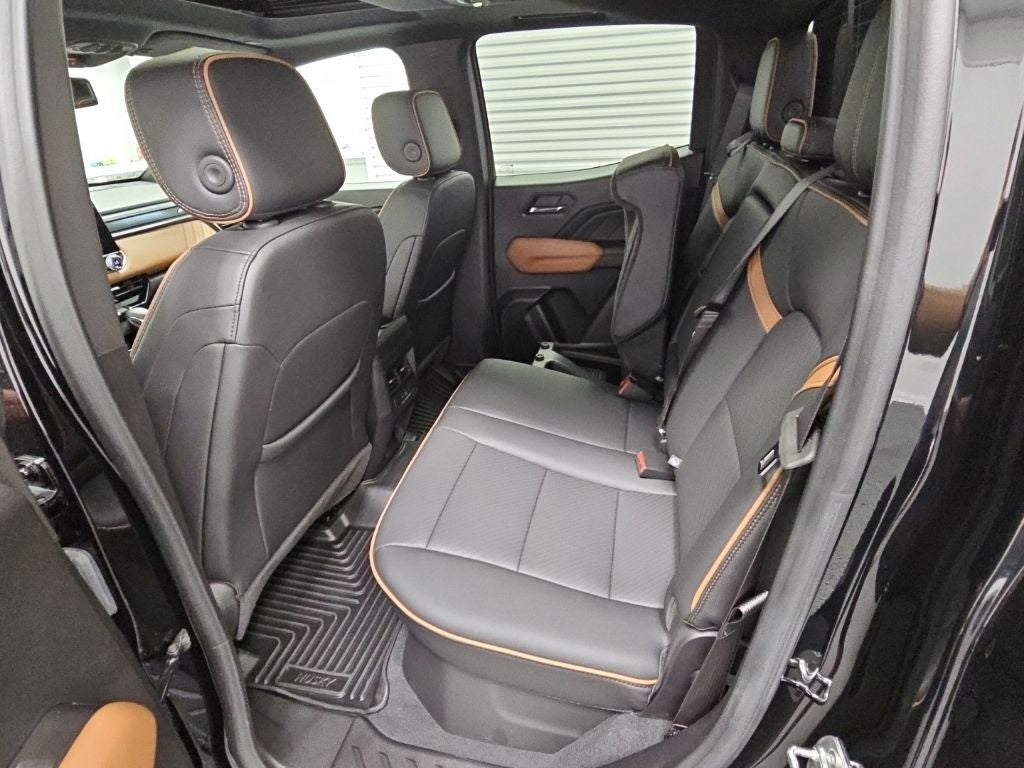 2025 GMC Canyon AT4