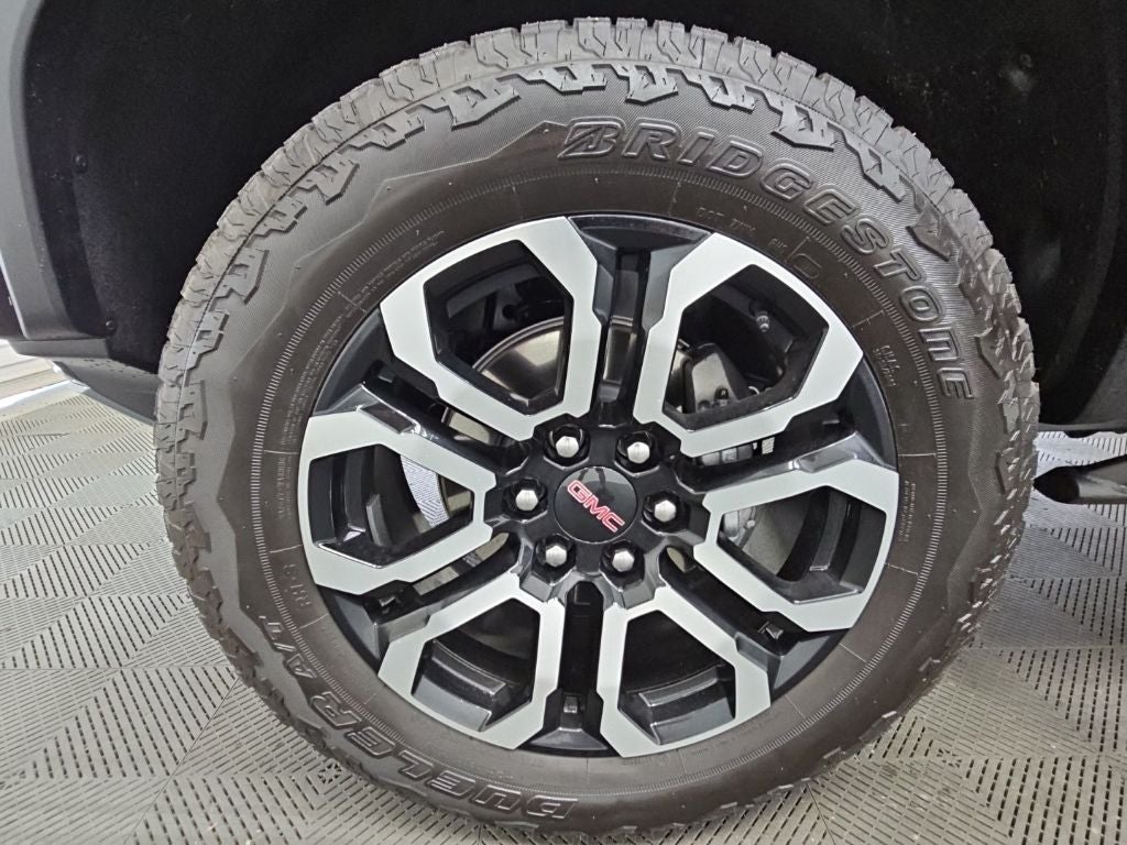 2025 GMC Canyon AT4