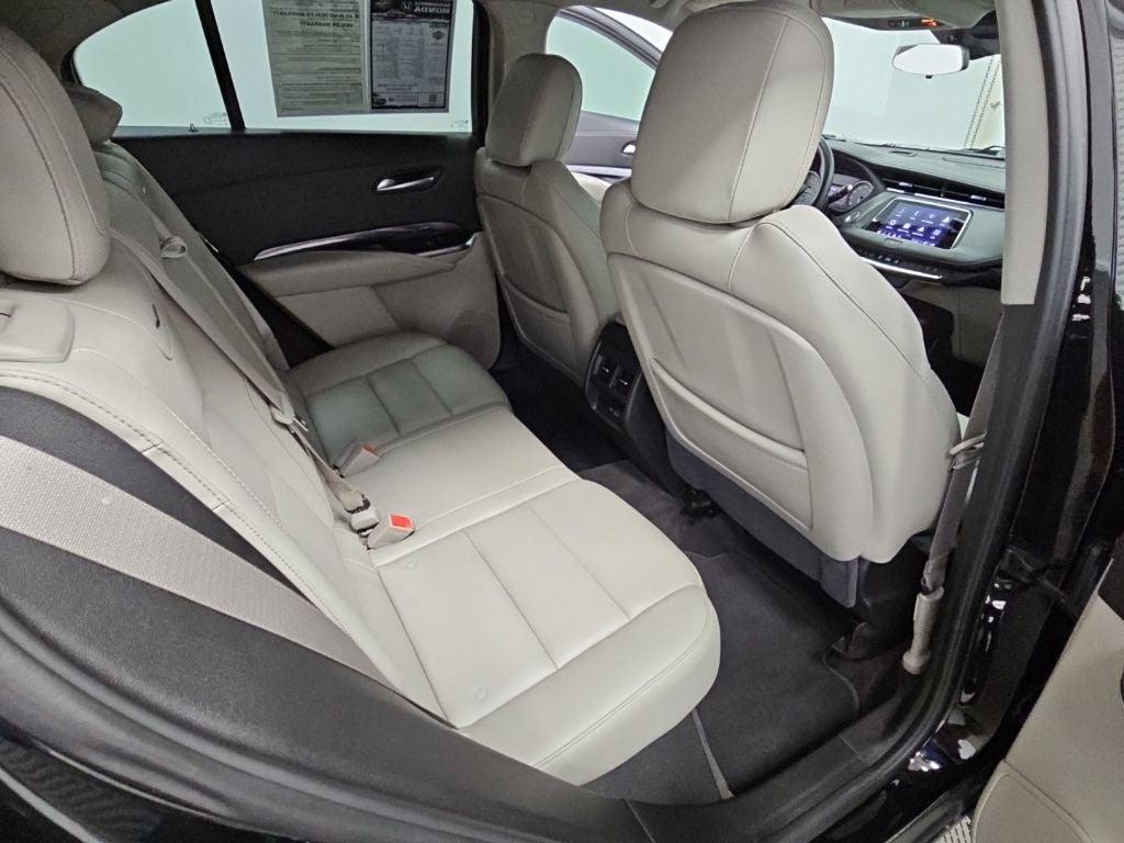 2023 Cadillac XT4 Luxury