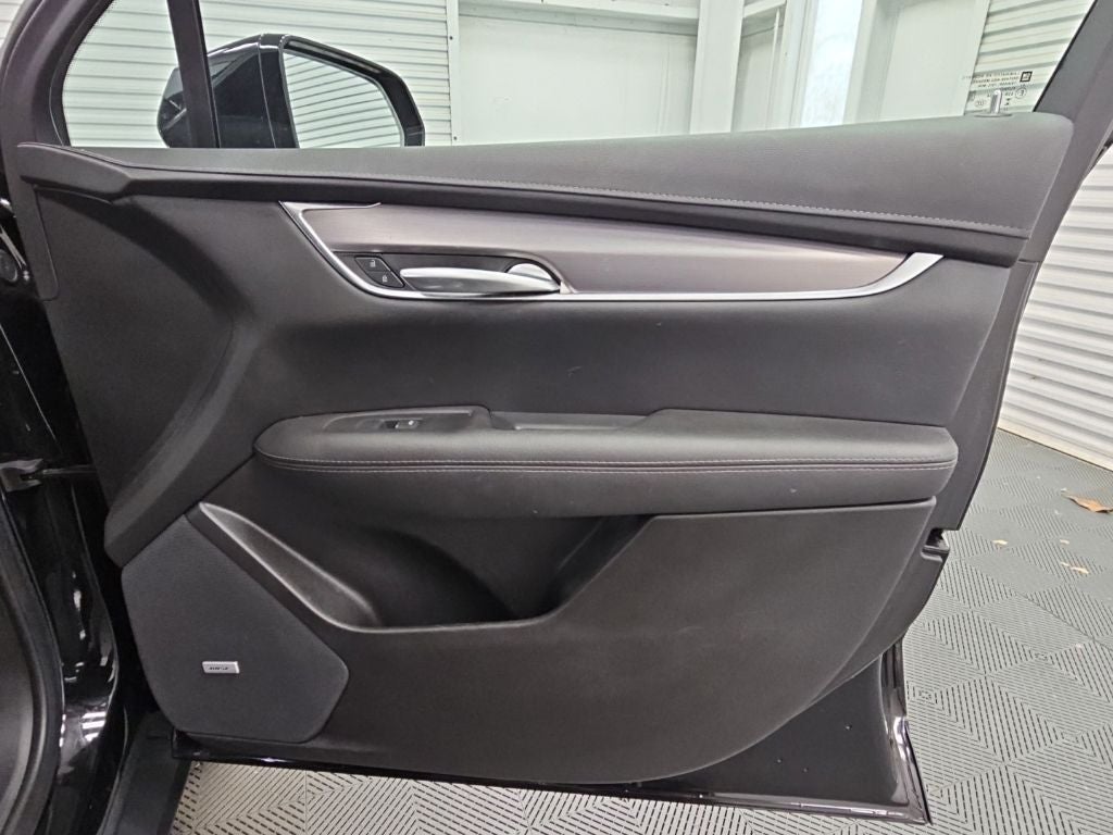 2024 Cadillac XT5 Luxury