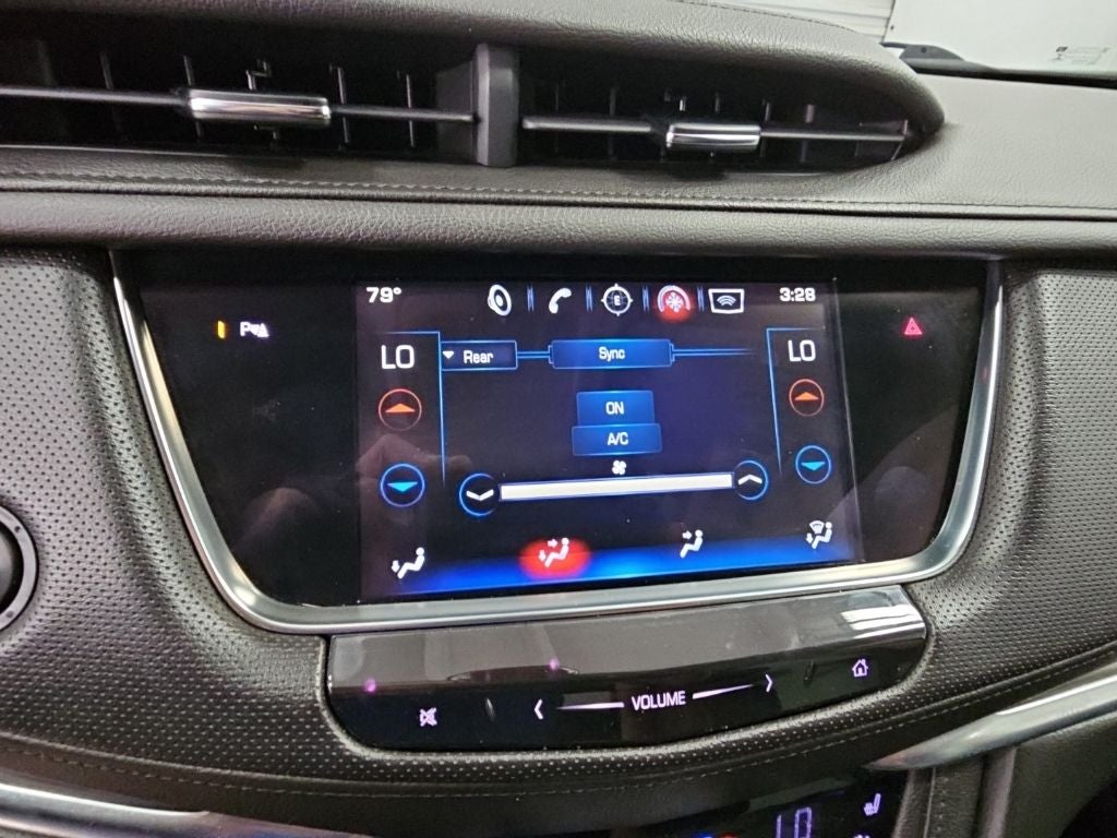 2018 Cadillac XT5 Premium Luxury