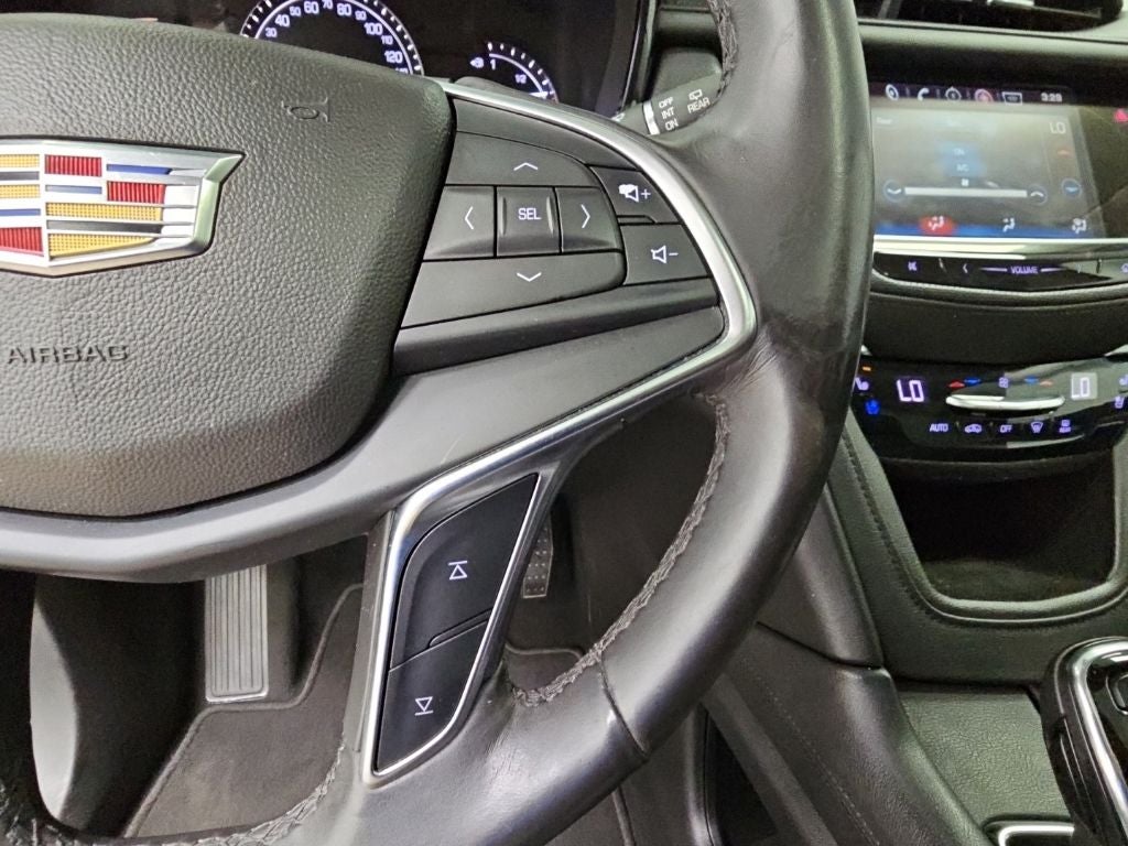 2018 Cadillac XT5 Premium Luxury