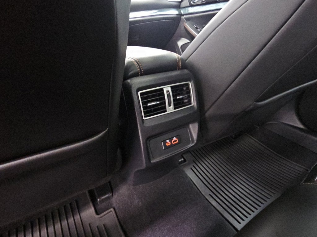 2023 Nissan Maxima SR