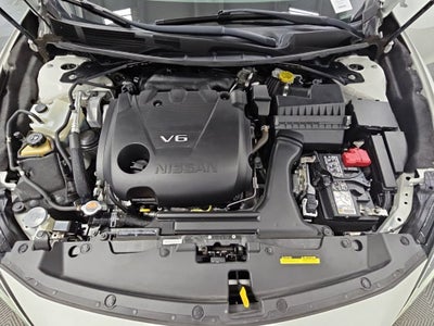 2023 Nissan Maxima SR