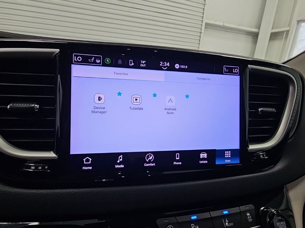 2024 Chrysler Pacifica Touring L