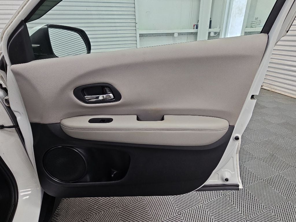 2017 Honda HR-V LX