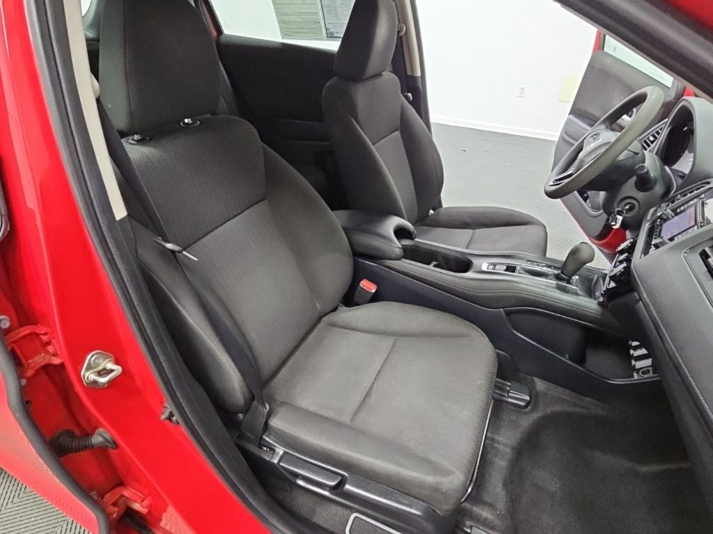 2017 Honda HR-V LX