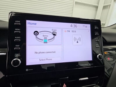 2022 Toyota Camry Hybrid XLE