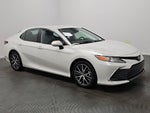 2022 Toyota Camry Hybrid XLE