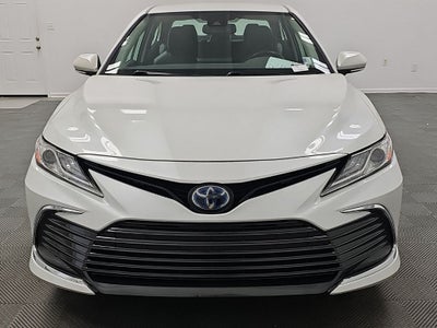 2022 Toyota Camry Hybrid XLE