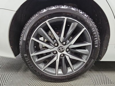 2022 Toyota Camry Hybrid XLE