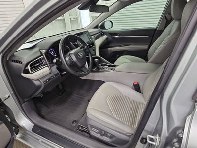 2021 Toyota Camry Hybrid SE