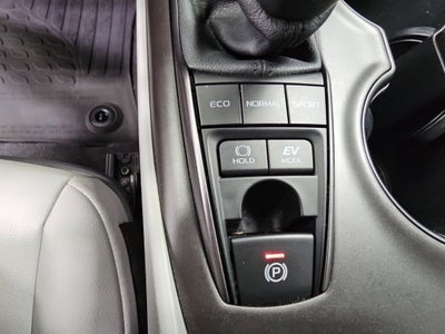 2021 Toyota Camry Hybrid SE