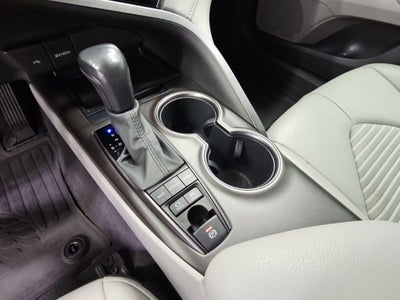 2021 Toyota Camry Hybrid SE