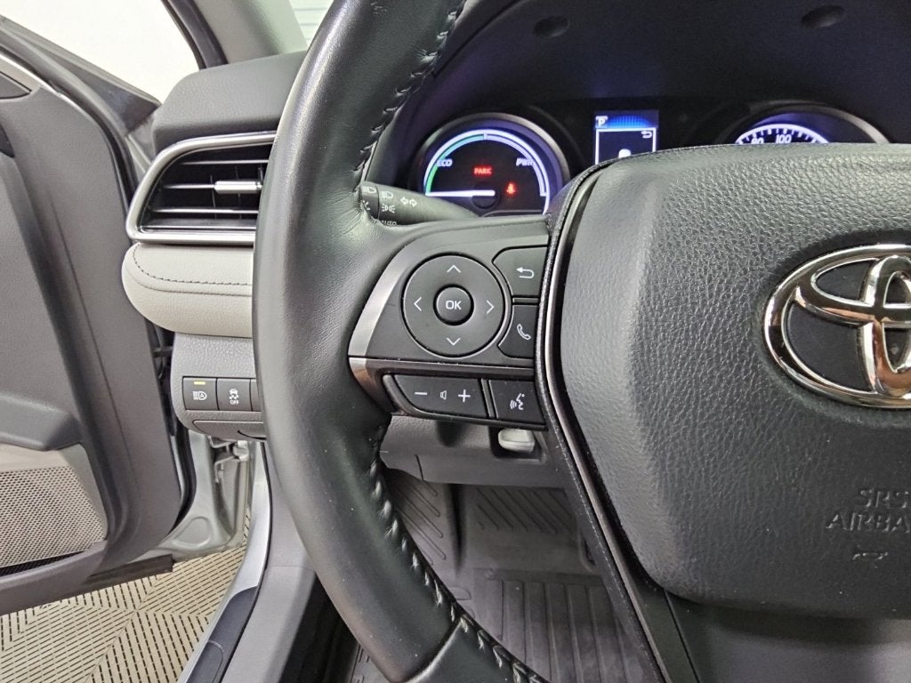 2021 Toyota Camry Hybrid SE