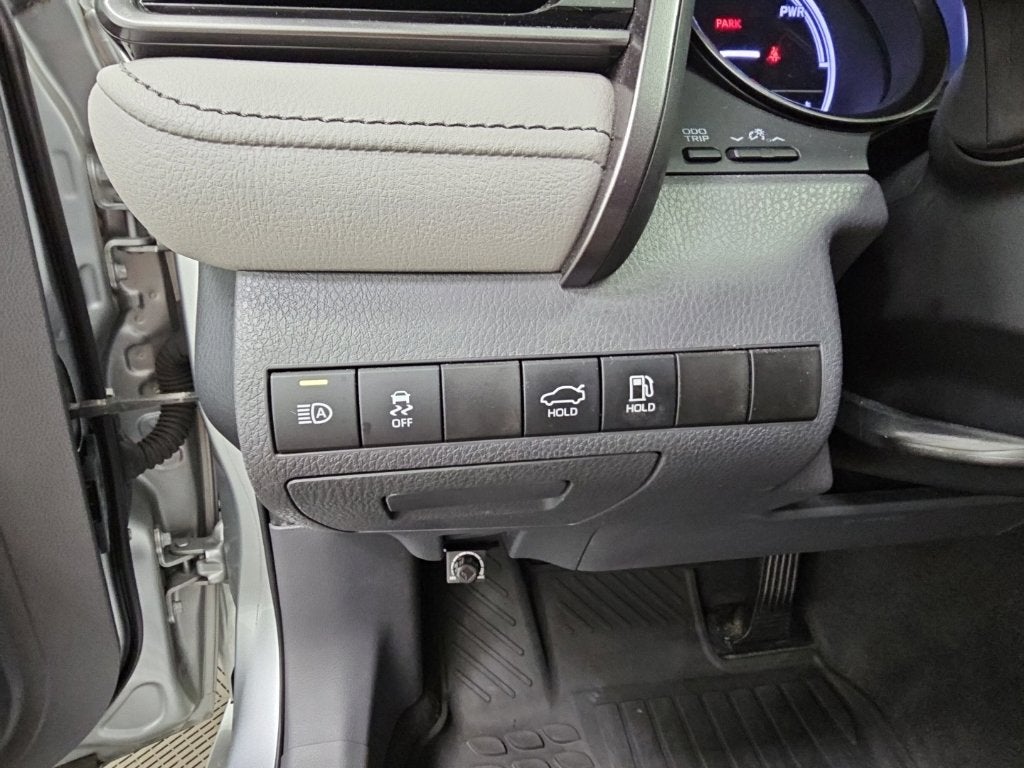 2021 Toyota Camry Hybrid SE