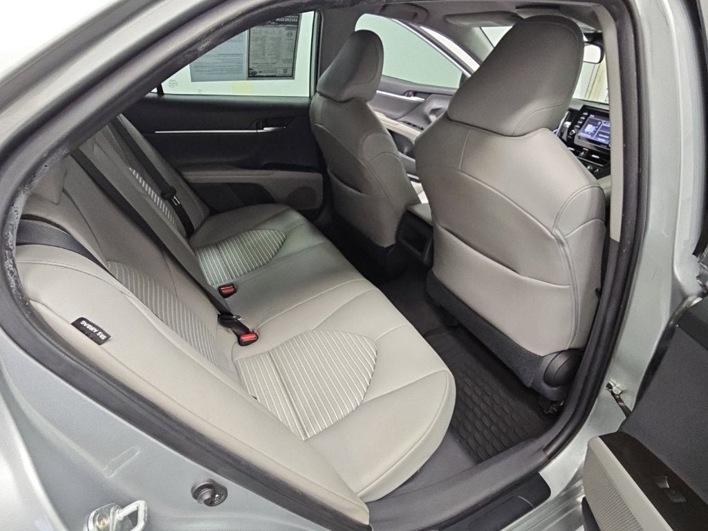 2021 Toyota Camry Hybrid SE