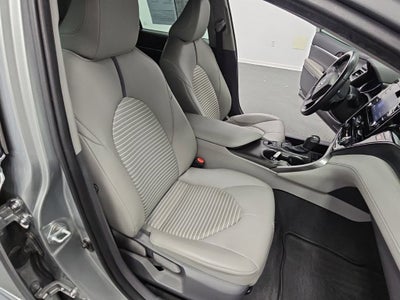2021 Toyota Camry Hybrid SE