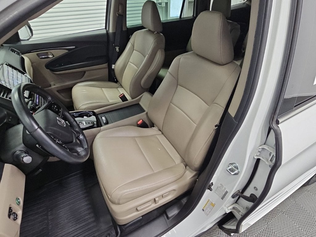 2022 Honda Pilot Touring 7 Passenger