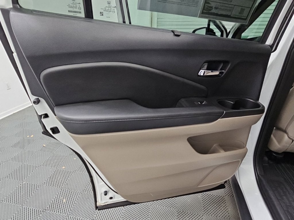 2022 Honda Pilot Touring 7 Passenger