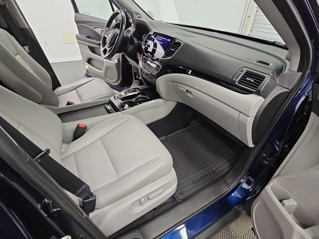 2021 Honda Pilot Touring 7 Passenger