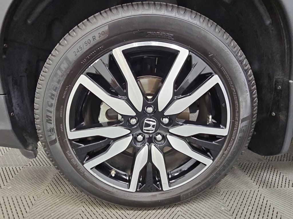 2021 Honda Pilot Touring 7 Passenger