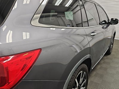 2021 Honda Pilot Touring 8 Passenger