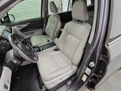 2021 Honda Pilot Touring 8 Passenger