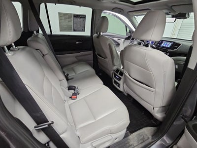 2021 Honda Pilot Touring 8 Passenger