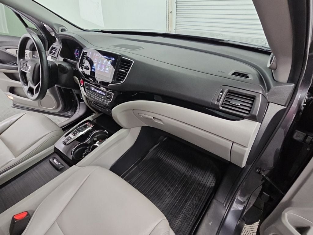 2021 Honda Pilot Touring 8 Passenger