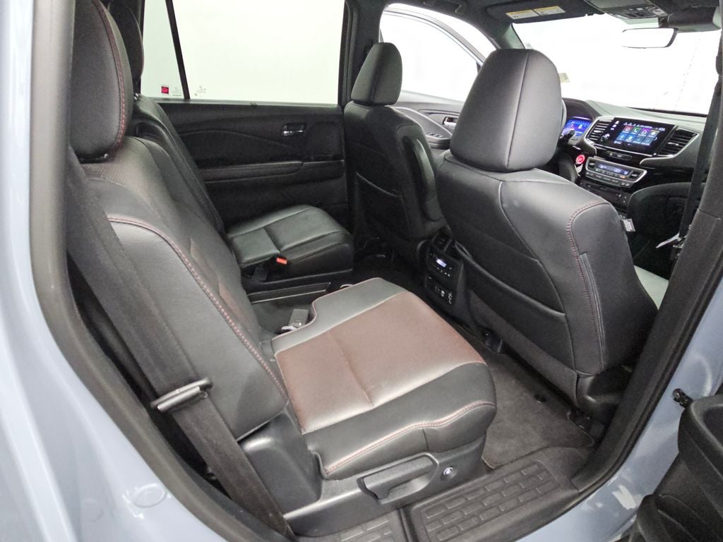 2022 Honda Pilot Black Edition