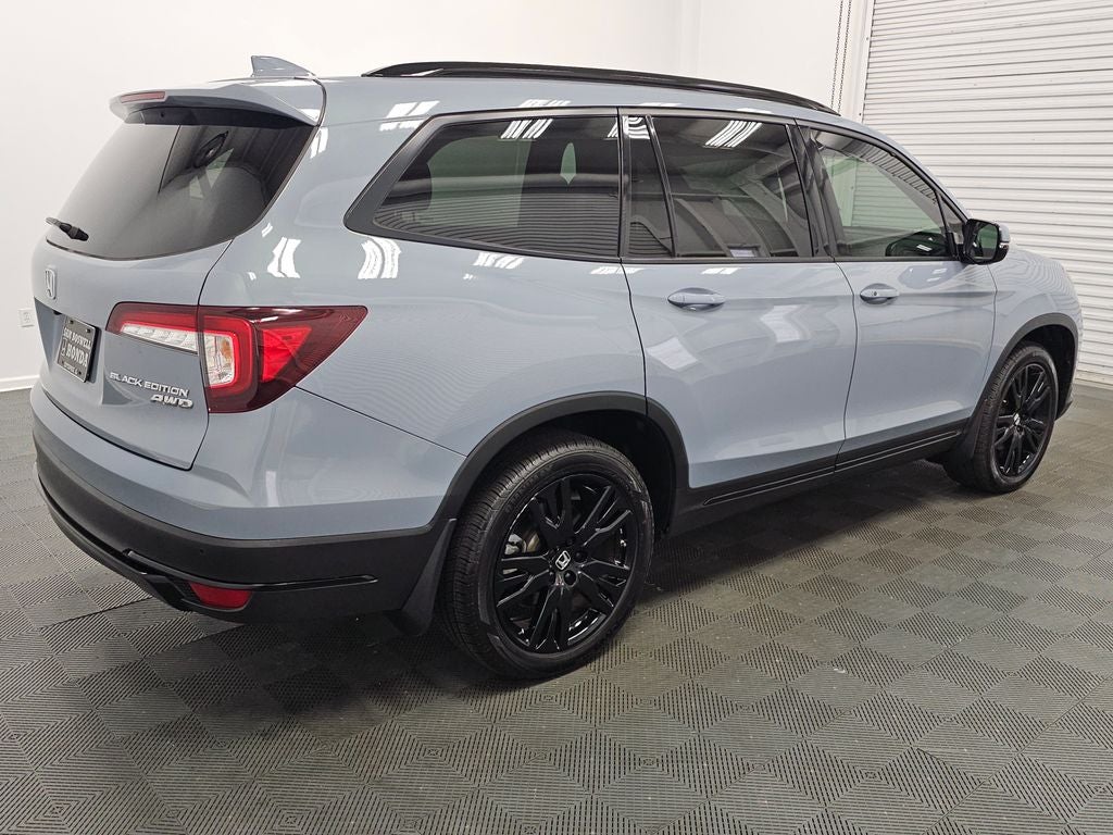 2022 Honda Pilot Black Edition