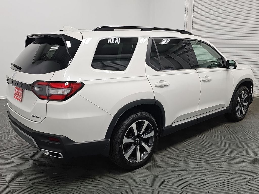 2024 Honda Pilot Touring