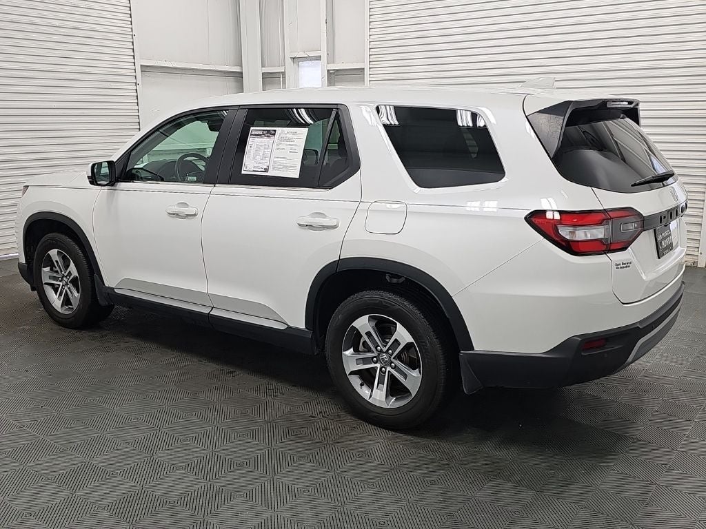 2024 Honda Pilot EX-L 8 Passenger