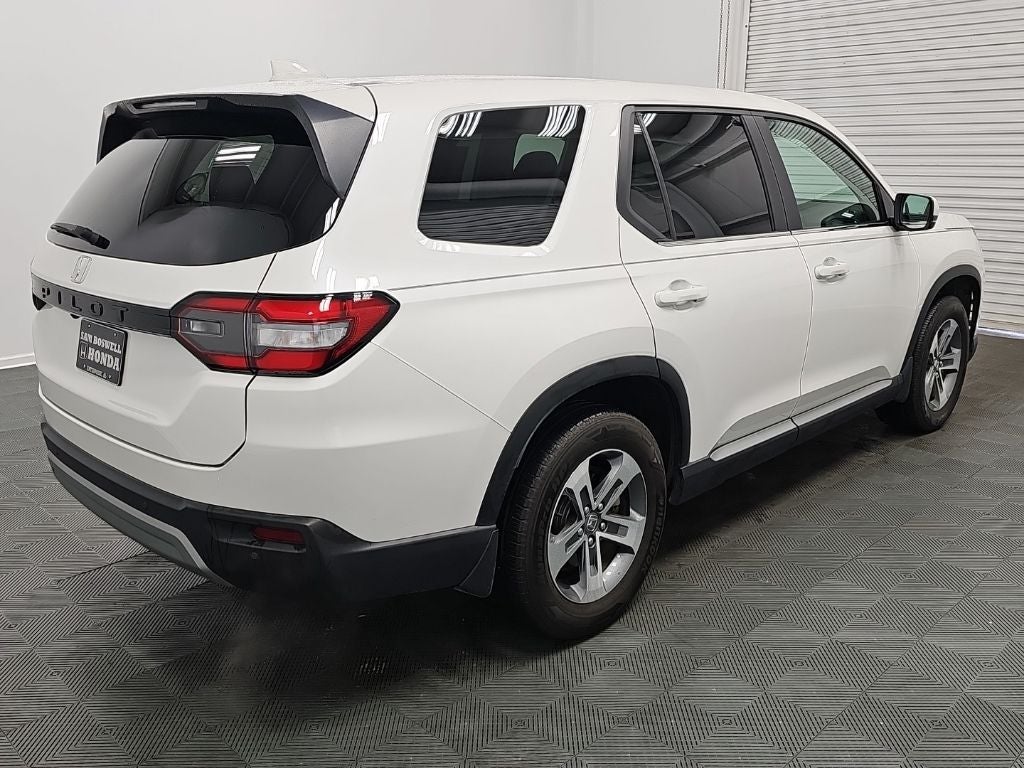 2024 Honda Pilot EX-L 8 Passenger