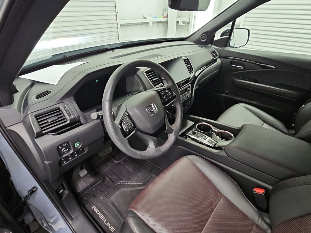 2025 Honda Ridgeline Black Edition