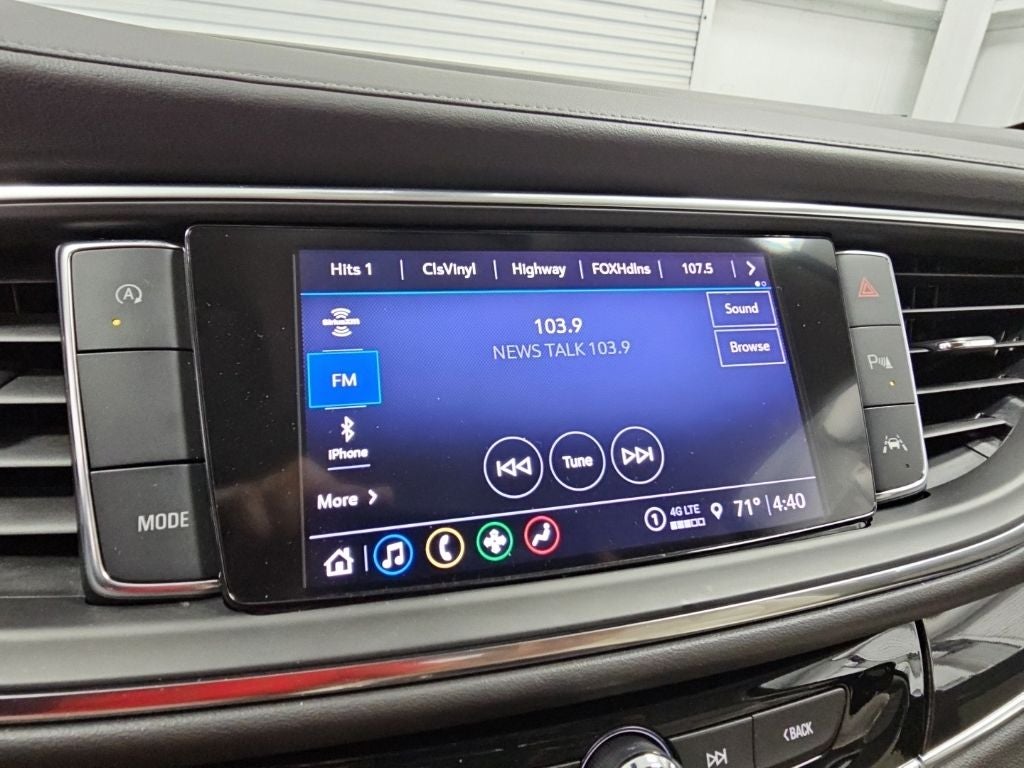 2023 Buick Enclave Essence
