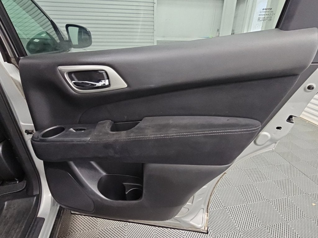 2014 Nissan Pathfinder S